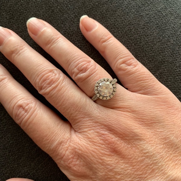 Stella & Dot - Elina Ring - Size 6 - Picture 2 of 3